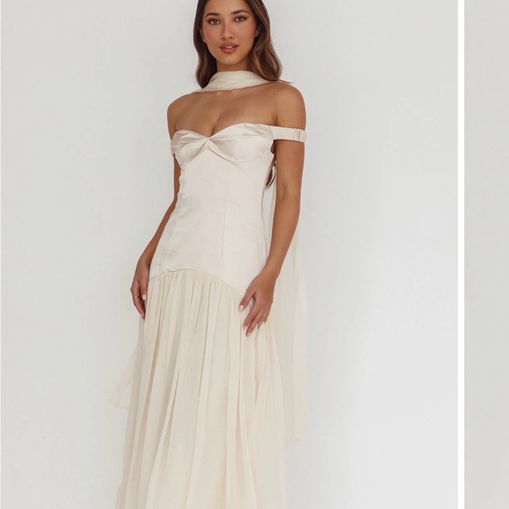Kaycee Drop Waist Maxi Dress Champagne